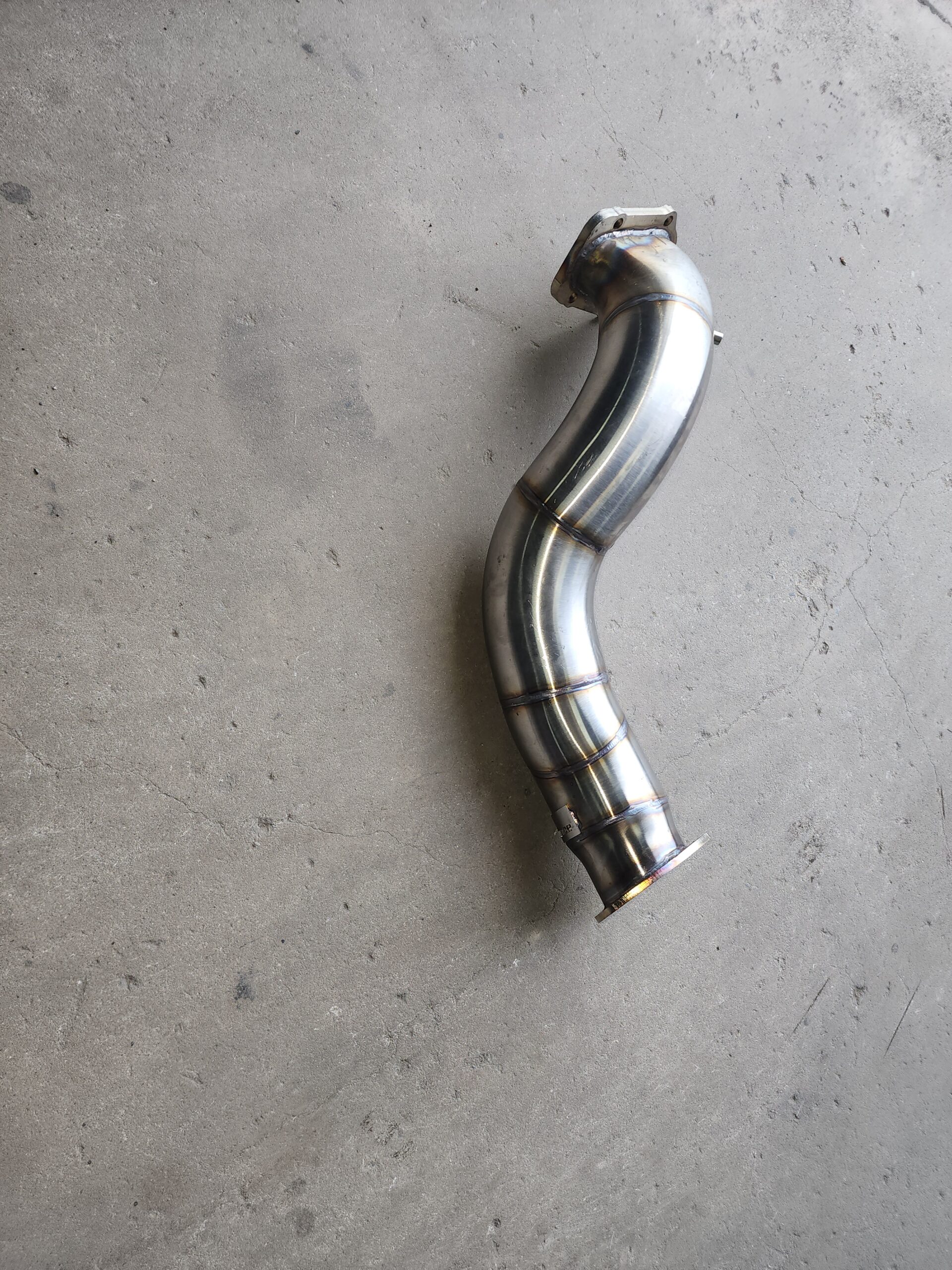 High-Flow 4″ Stainless Steel Dump Pipe – Ford Falcon FG Turbo (Hand-Crafted by AM Performance)